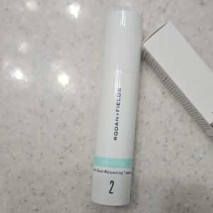 Rodan + Fields Recharge Moisturizer - White and Aqua